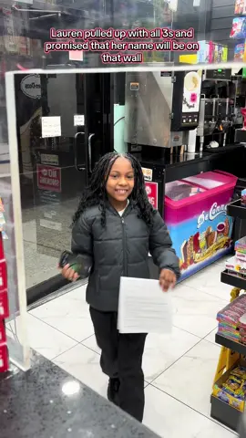 Lauren pulled up with all 3s and  promised that her name will be on that wall  #Islandockzacksfinest #schoolkidsreportcards #deliockyfoodnyccommunity #highschoolreportcards #fypシ゚viral 