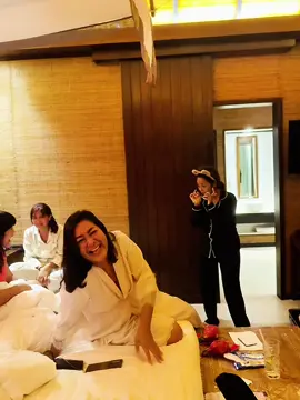 အမေ့ဗိုက်ထဲကရည်းစားထားချင်#🤣 @May Thin @nadipyo888 @Htwe Lay @💙Lè Lè Wai💙 @Khaing Oo @👸🏻Aye Aye Hlaing -သီလင်း👸🏻 @shwezintheint1010 #fyp #friendship #foryou #🤣🤭 