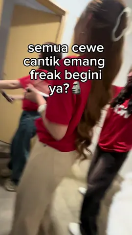 jujur siapa yang ekspek di toilet tbtb begini🤡 #fyp #viral #jeansunisex #jeanskorea #jinisoemangkeren