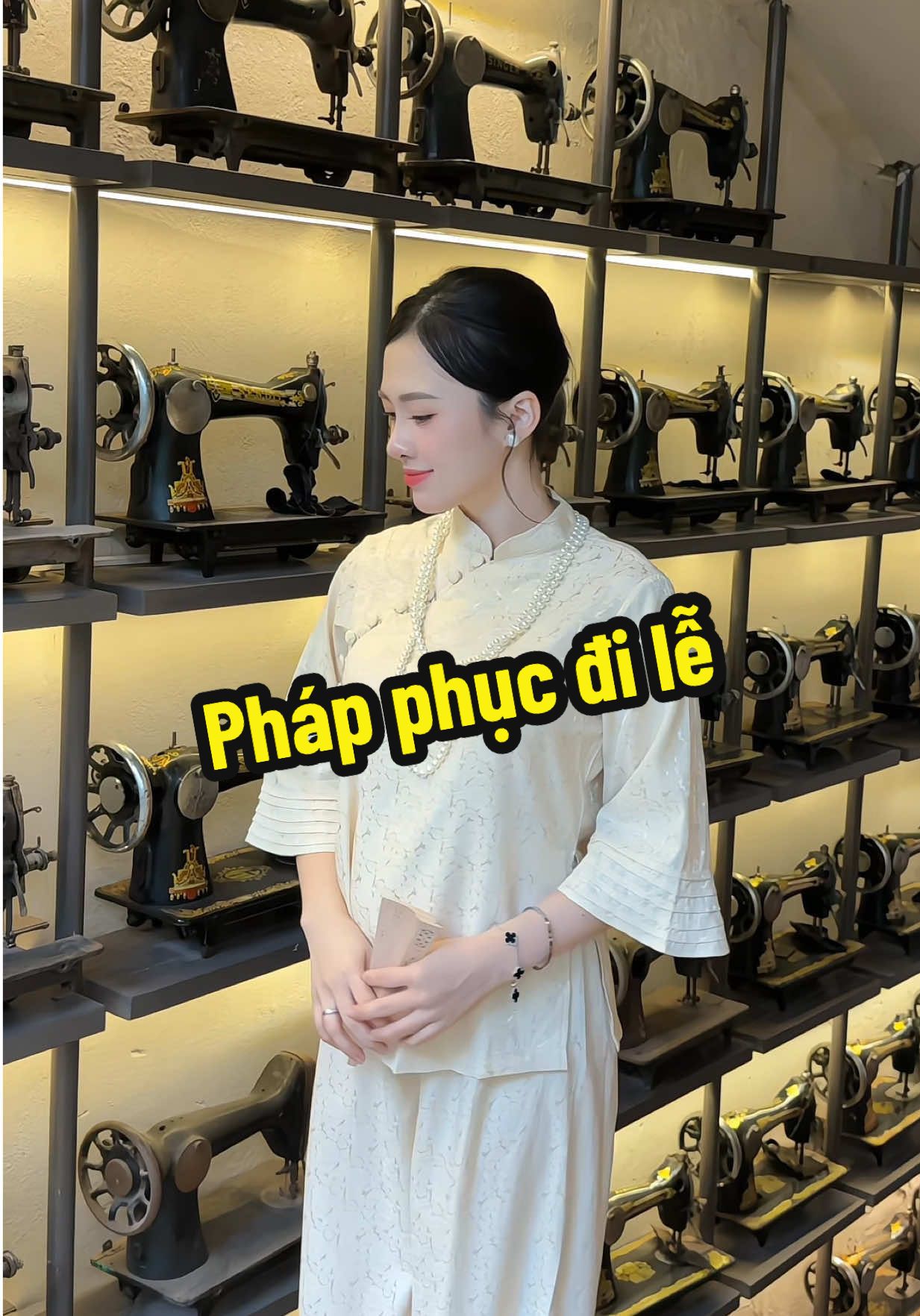 Pháp phục năm nay nhiều mẫu xinh quá 🥰 #landaulamvo 