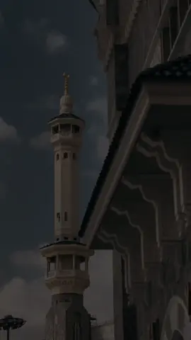 Jummah Mubarak Special DUA for Healing. اللَّهُمَّ فِي لَيْلَةِ الجُمُعَةِ لَا تَدَعْ لَنَا حُلْمًا إِلَّا وَحَقَّقْتَهُ، وَلَا أَمْرًا إِلَّا وَيَسَّرْتَهُ، وَلَا مَرِيضًا إِلَّا وَشَفَيْتَهُ، وَلَا مُبْتَلًى إِلَّا وَعَافَيْتَهُ جمعہ کے دن کی خصوصی دعاء برائے عافیت  . . #dua #دعاء #jumahmubarak #rbkzeerak #endingwords 