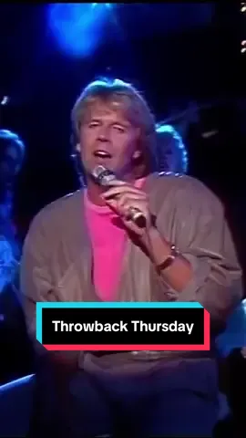 Damals Regen in New York, heute ein kleines Lächeln beim Zurückschauen. Verrückt, wie manche Erinnerungen nie verblassen ✨ #shineon #howardcarpendale #throwbackthursday #zeitreisemithoward #zeitlos 