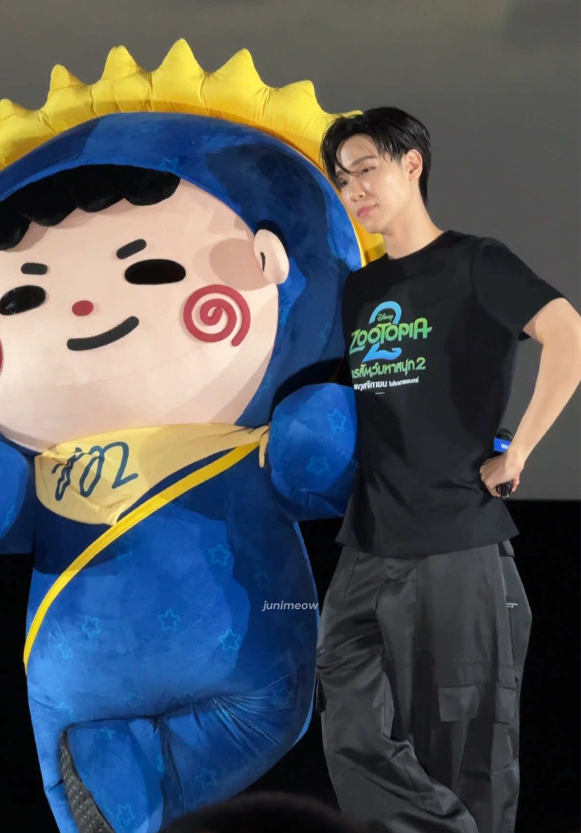 ลูกเราเหมือนเรา☀️🌙😹 #SFxJuniorMarkJummo ꒰ #junniorrs ; #JUMMO ꒱ 