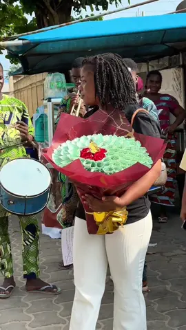 @Bouky Boukola @LaMissRuffine @Chic teint cosmetics ❤️ @Intimalingerie09 / @Différence Coiffure 💇‍♀️💅💄 ##tiktok🇧🇯🇧🇯🇧🇯🇧🇯♥️♥️ 