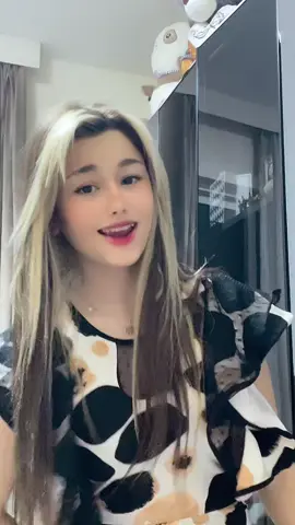 لبو محمد 😂💃🏻#مالي_خلق_احط_هاشتاقات🦦 #شموس#اكسبلور 