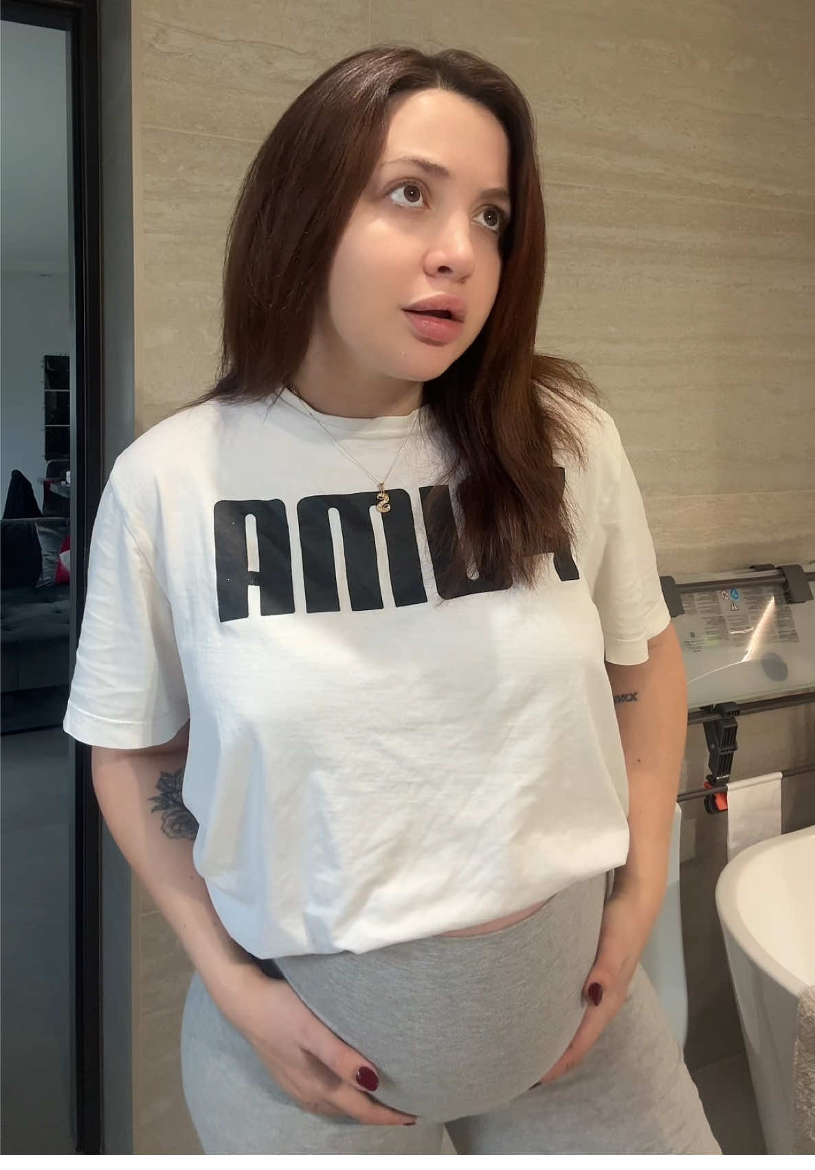 Când a trecut timpul ? 🥹   #sheryhansusu #sheryhaniorgovan #romania #sarcina #pregnant #27weekspregnant #gravida #fun 