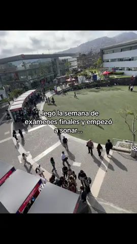 Jajajajajjaa varios alumnos en la semana de finales de la universidad … xd  #humor #universidad #universitario #examenes 