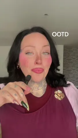 petit ootd avec ma nouvelle paire de sneakers 💕✨🫦 #fashion #OOTD 