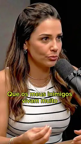 Que os meus inimigos vivam muito. Vivam o suficiente  pra assistir de camarote a minha evolução. #ia #reflexaododia  #paravoce  #reflexãodavida #foryou