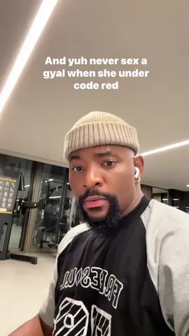 Some of us were dancing to this song as kids to win gifts at birthday parties ohh 🤦🏾‍♂️😂 When did u understand the lyrics ?