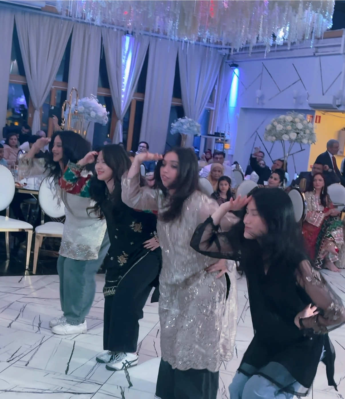 our dance performance for my sister’s wedding 🤍 part 1 - Jind kad ke #pakistaniwedding #bollywooddance #pakistani #fyp #browntiktok 
