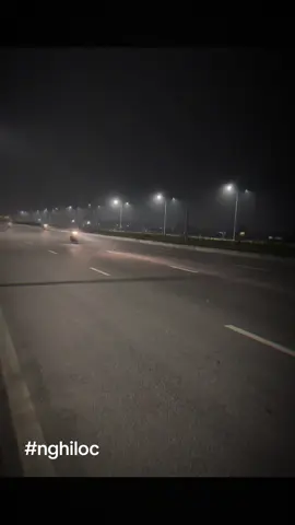 Vinh center nhớ các a nữa ko😁#cacbodentunghiloc#maythangtocnhabaycocanhko??#pxhdtngaytrolai#24la651tbbtuoilon#vinh  