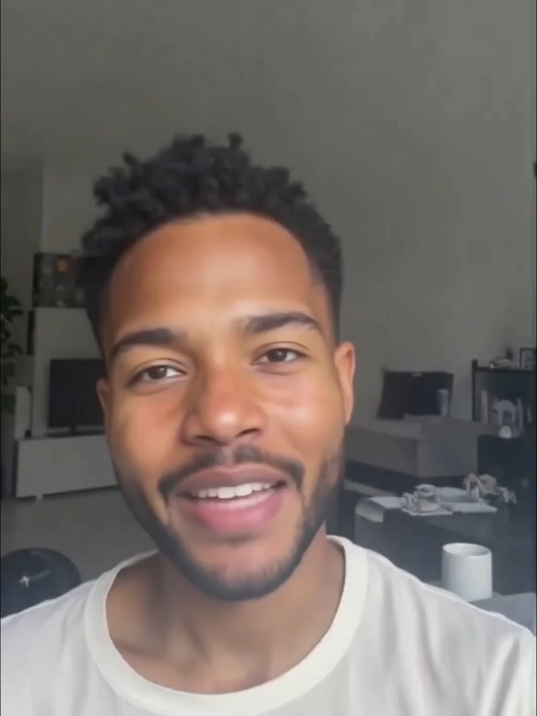 When the guys want post-hoops drinks, I’m not trying to smell like I ran a marathon. Manshowr wipes = instant reset. Clean, cooled off, eucalyptus-fresh. The easiest upgrade I’ve made. #Manshowr #MenWhoHoop #GymToBar #FreshUpFast #HoopersLife #MensHygiene #EucalyptusFresh #PostGameRoutine #TikTokMadeMeBuyIt #LifeUpgrade