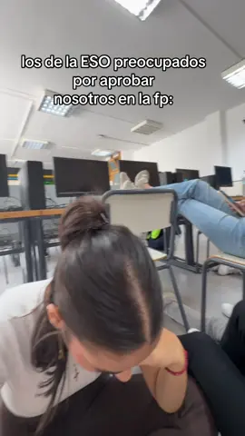 los exámenes finales nos han dado por todo el culo🥰 #trimestre #ESO #fpb #INSTITUTO #gradomedio 