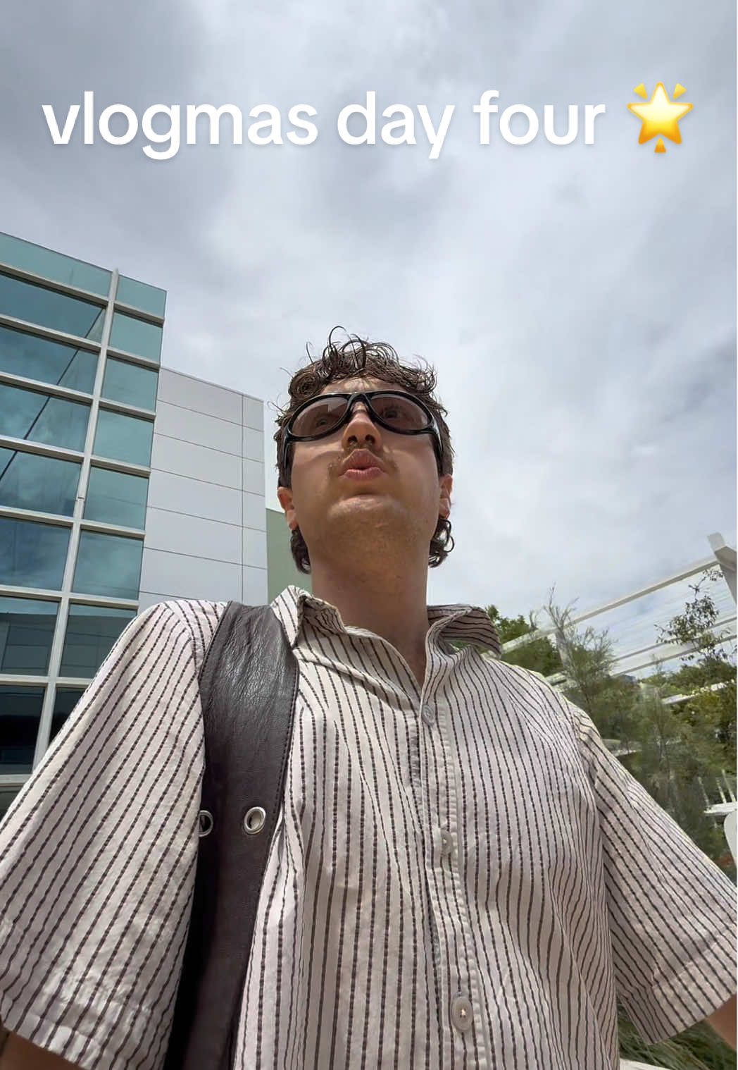 Replying to @monica.stena stay tuned for days 5,6 & 7 xx #Vlogmas #dayinthelife