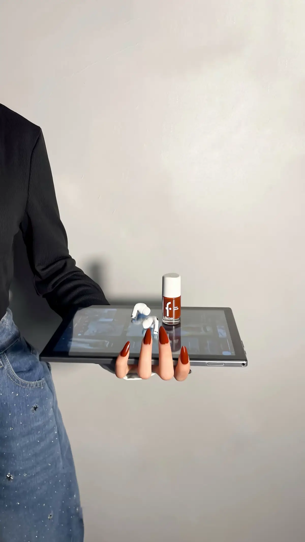 ماحد بالغلا يساويك وأنت أدرى*