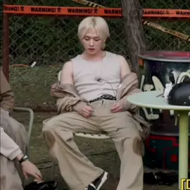 🫦🫦😣 #leeknow #straykids #straykids4thgenleaders #blackpink #youmakestraykidsstay @TikTok 