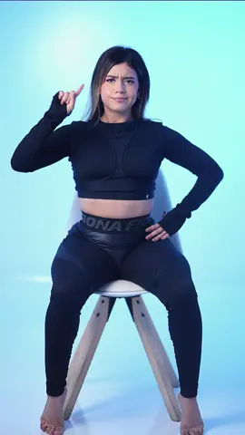 🖤🖤🚨 The girl who turns a simple selfie into an unforgettable moment. #enjoy #yoga #viralvideos #yogateacher #girl 