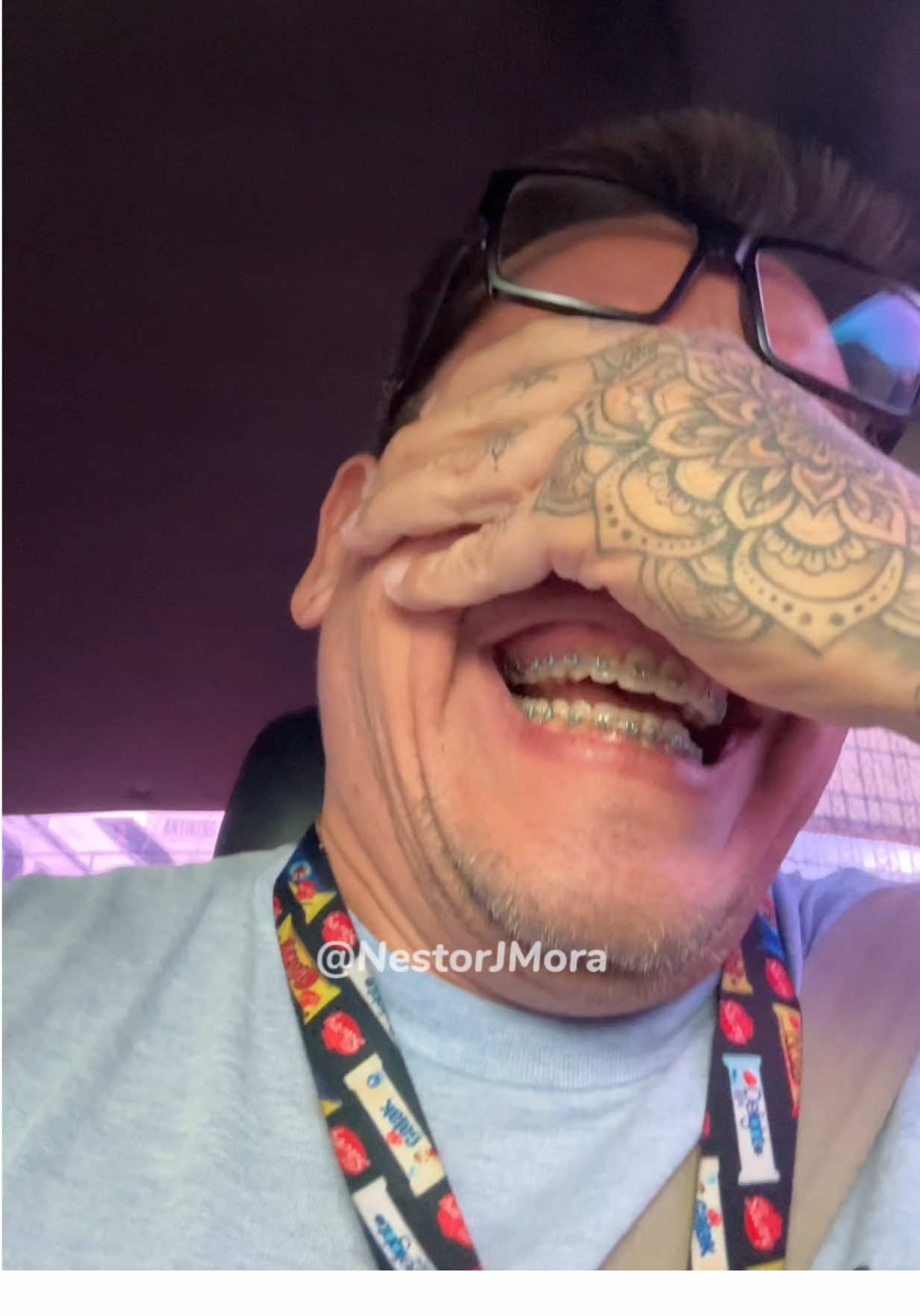 Diosss perdónameeee Jajajaka si yo me voy ustedes se van conmigo 😅🤣😂 #nestorjmora 