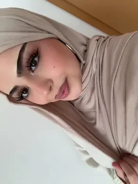 The eyes chico #foryou #foryoupage #hijab #makeup #fürdich 