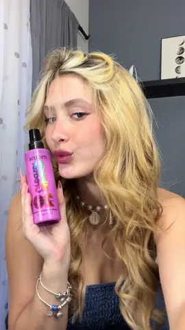 Todo resuelto en un solo producto  💜@Matrix #matrix #haircare #productoviral #miraclecreator