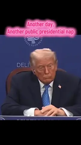 Trump has bandages on his bruise covered hand and is falling asleep at public events almost daily. This man is not well and I don’t think MAGA can deny it anymore #fdt #trump #sleepy #politicstiktok #sleepydon 