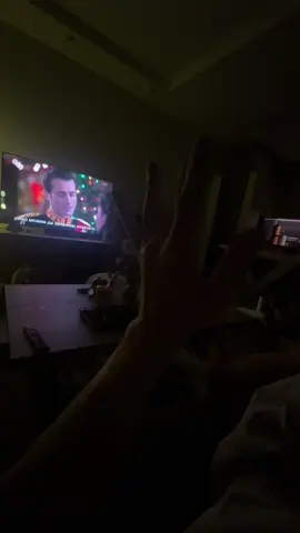 тежка любов е така да им е гадно