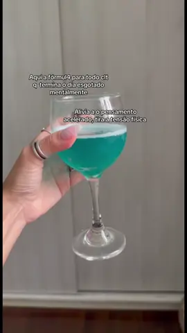 Todo trabalhador precisa desse líquido pra renovar a mente 😮‍💨 #rotinapesada #clt #fy 