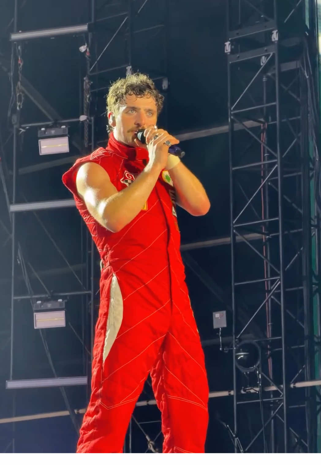 Benson Boone Beautiful Things at the Abu Dhabi Grand Prix After-Race Concert 🎥 travel_with_ne #bensonboone #abudhabigp