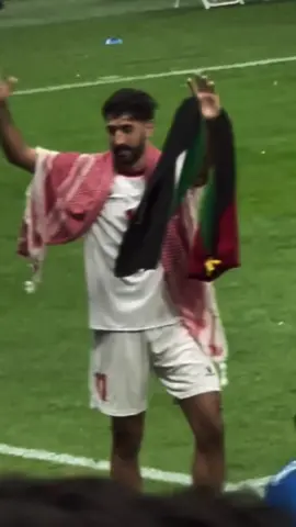 بطلنا ✋😌#المنتخب_الاردني🦅🇯🇴❤ #يزن_النعيمات #موسى_التعمري #علي_علوان🇯🇴 #يزيد_ابو_ليلى💙🦅 