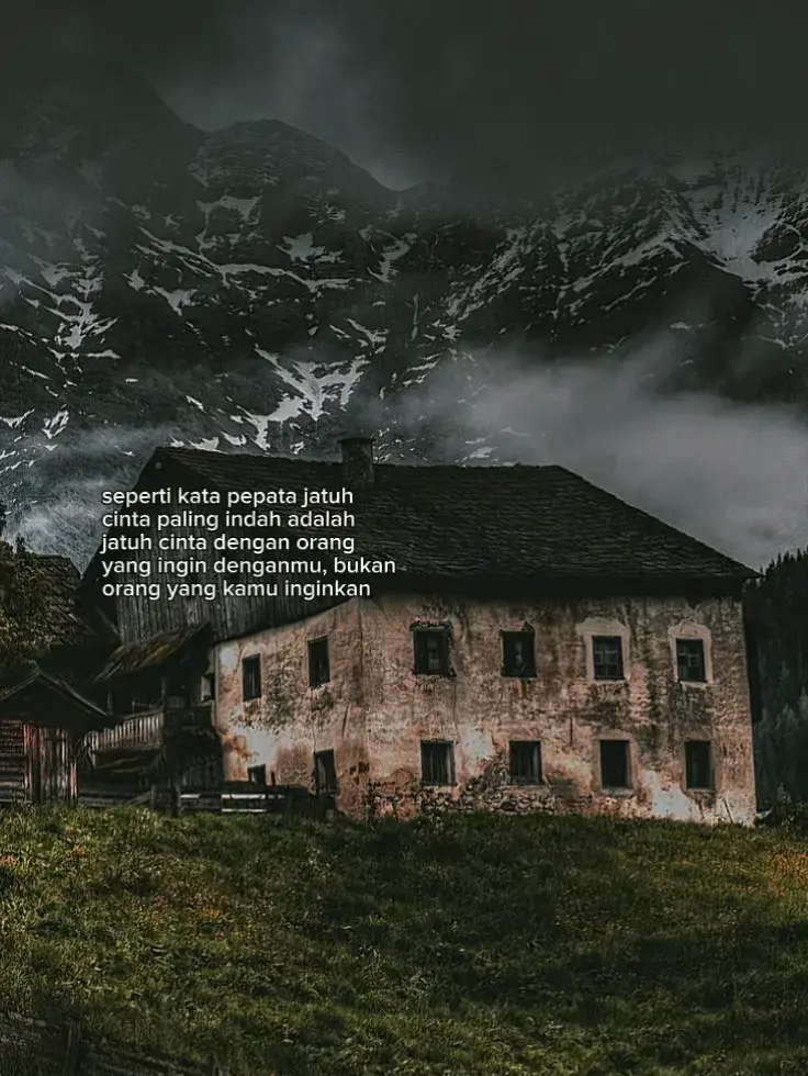 🌽 Bahan-Bahan 2 tongkol jagung manis (disisir) 5 sdm tepung beras (larutkan dengan sedikit air) 700 ml air 200 ml santan (kental sedang) 3 sdm gula pasir (sesuaikan selera) 1 lembar daun pandan (ikat) ½ sdt garam Sedikit vanili (opsional) --- 👩‍🍳 Cara Membuat 1. Rebus jagung dengan 700 ml air dan daun pandan sampai jagung empuk. 2. Masukkan santan, gula, dan garam. Aduk terus agar santan tidak pecah. 3. Setelah mendidih, masukkan larutan tepung beras perlahan sambil diaduk hingga bubur mengental. 4. Masak dengan api kecil sampai tekstur lembut dan mengental sesuai selera. 5. Cek rasa — kalau kurang manis tinggal tambah gula. 6. Sajikan hangat atau dingin, sama-sama enak #bcxyz #katabijak #fypp 