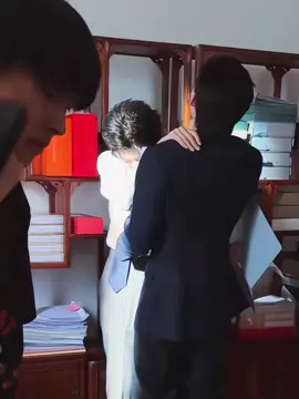 staf nya oke juga 😃 #tomyshore #tomyshoretheseries #blseries #chineseboy #f4u 