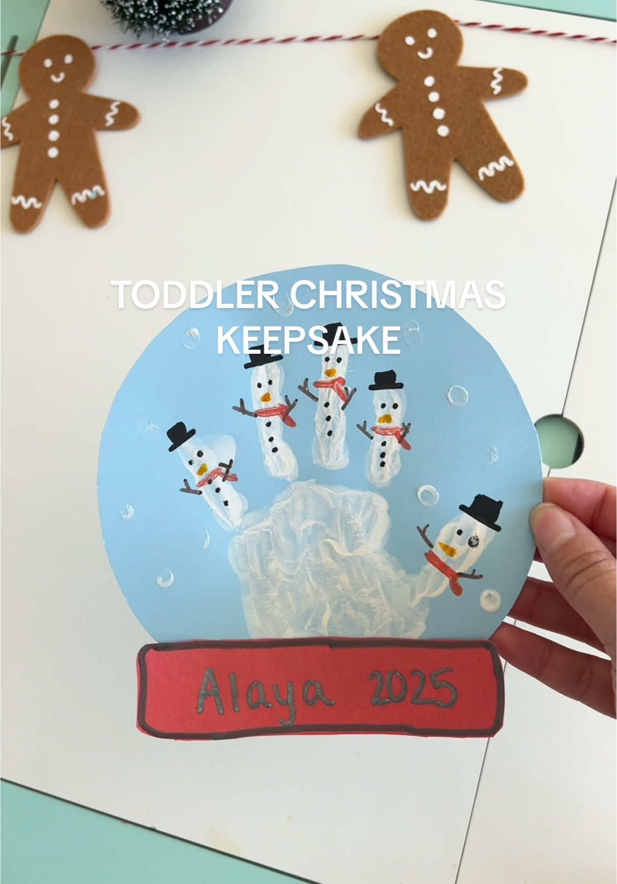 Hand print snow globe ☃️  #christmascrafts #toddleractivities #kidscrafts #christmasactivities #keepsake 