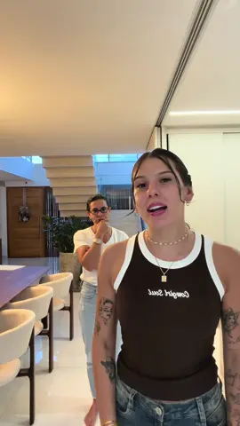 gente, ela é brava então se eu fosse vocês ia escutar meu trabalho 