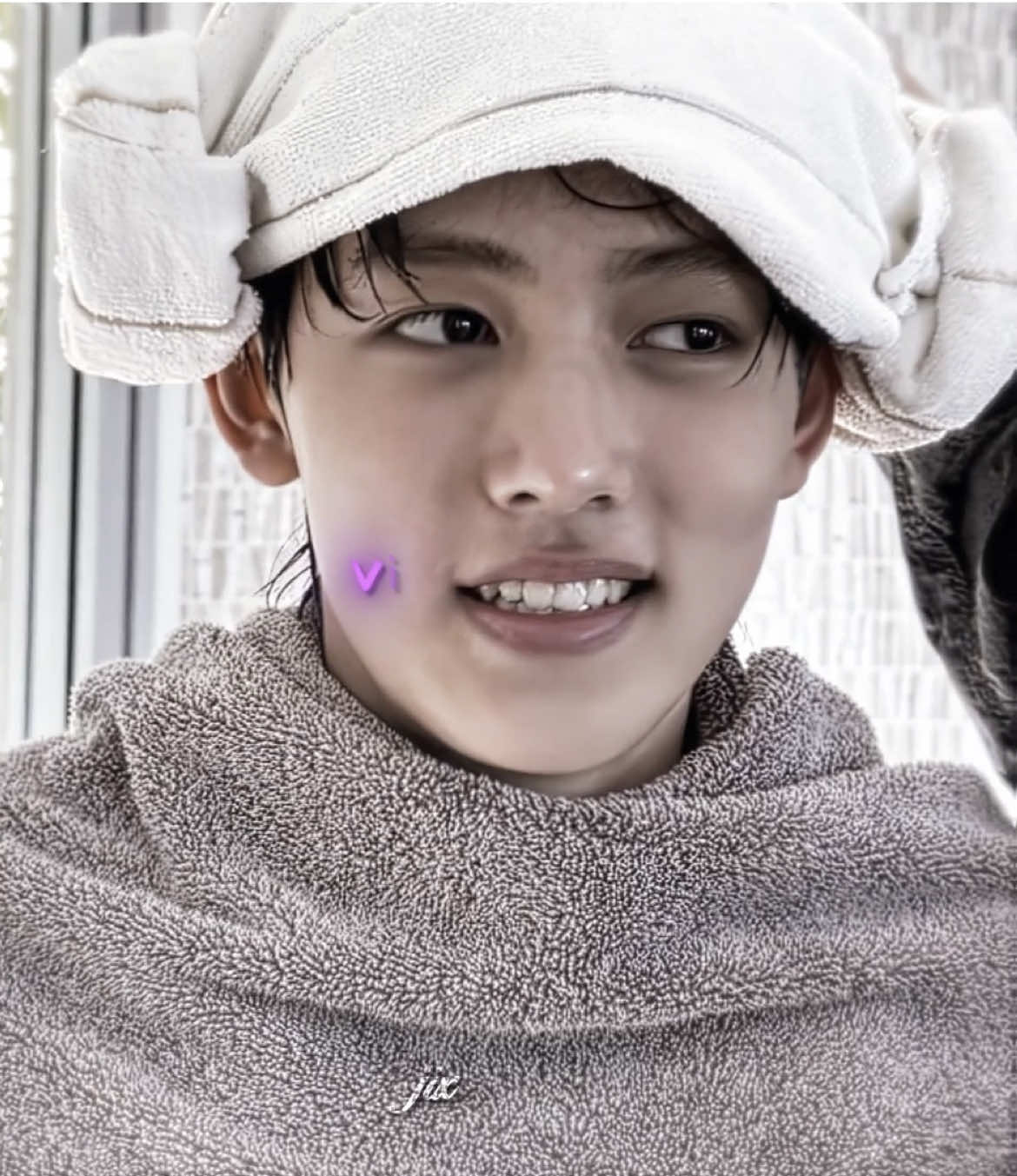 u’ll probably see this a little late bc like time difference sucks.. but Happy birthday to my fav fellow seonghyeon & tiller lover! @bambii ꫂ ၴႅ i never thought i would cherish an editor as much as i cherish u, every post u make has me giggling so much i feel like such a fan girl LMAO. From the moment i saw ur edits on my fyp, ur edits have been such a safe space for me.  Although we’ve only had a few convos, i was shocked to find that we actually share some things in common ( i actually screamed nd ranted so hard ab it but like yk) ur genuinely the most sincerest, sweetest nd compassionate person i’ve ever met. If i could name one highlight of this year it would be discovering you, you’ve literally brought sm light to me nd ill forever be grateful for u. U DESERVE THE WORLD. I HOPE UR DAY IS FILLED W AS MANY SMILES AS U GIVEN ME<3  -ur fav bambiiholic, jai | #seonghyeon #seonghyeonedit #cortis #kpop #fyp   [scp: me, @saf🌟] @✦  seonghyeon cortis edit cortis edit soft seonghyeon edit