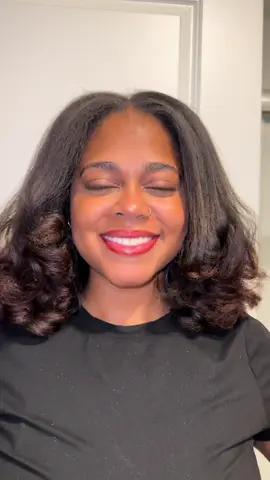 I’ll let the results speak for themselves. Full review tomorrow with @SHEGLAM  #sheglam #sheglamhair #tiktokshopcreatorpicks #flatironcurls 