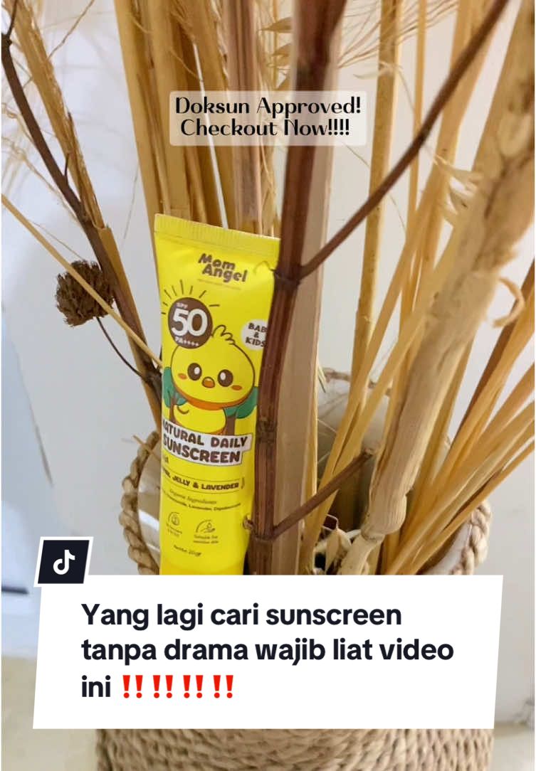 Bosen sama sunscreen yang bikin muka kayak topeng?? tonton video ini sampai habis👼👼 #Momangelofficial  #Momangelskincare  #Momangelcare  #sunscreenmomangel  #foryou #tiktokviral #tiktokindonesia #viraltiktok #skincareanak #skincarekids 
