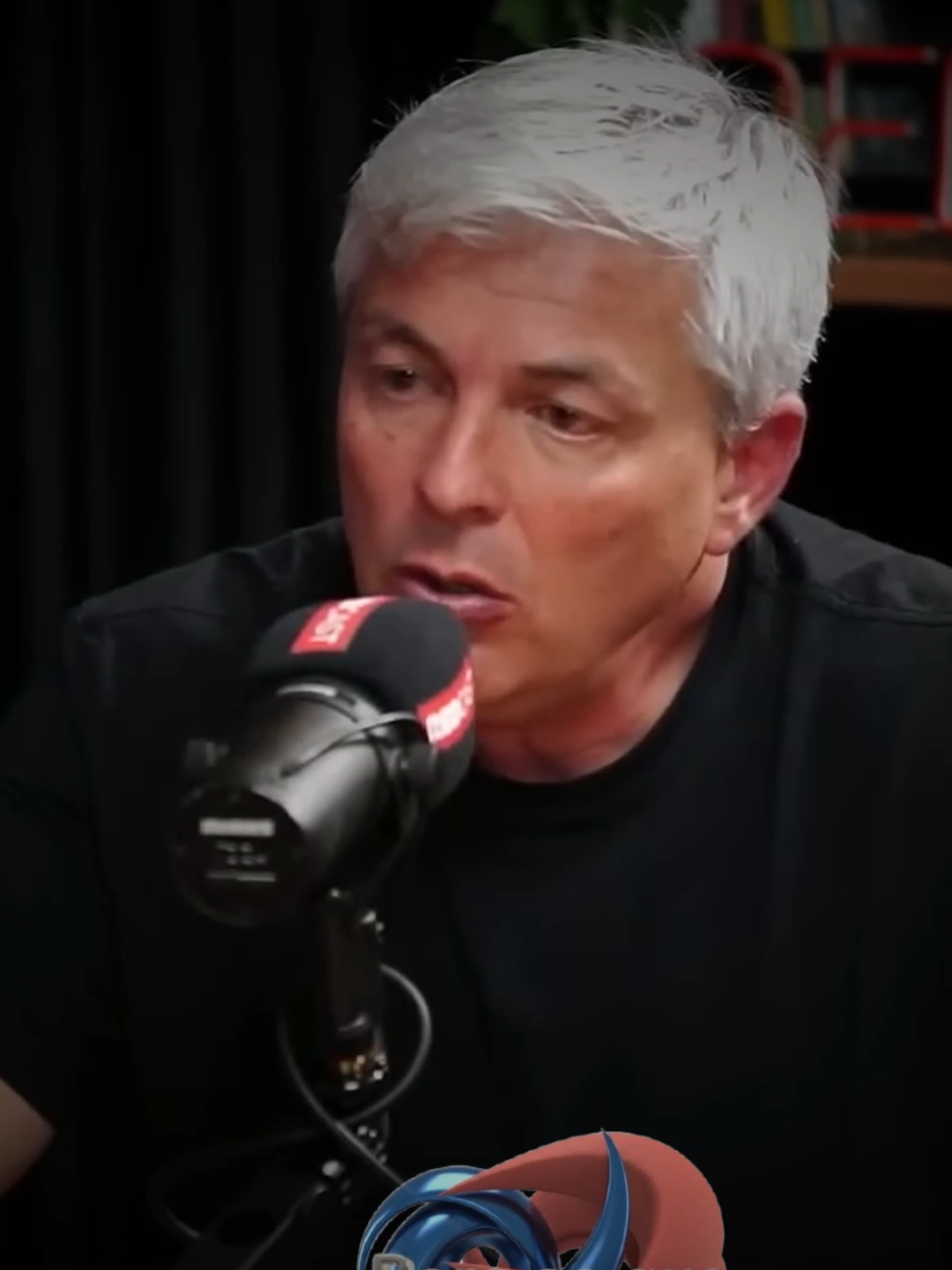 Cel Paganotto conta ocorrencia na comunidade na madrugada com 5 sujeitos armados! Deixe sua opinião nos comentários, clica no coração e segue o canal! #fyp #paganotto #ROTA #comunidade