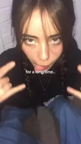 lmao what is that video im crying #fyp #17 