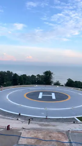 wajar baru Bukit srawung KITB  siap cari spot sanset dan sunsres dong  rencana mau kesini bareng siapa ?  #batang #KITB #kawasanindustriterpadubatang #bukitsrawung #wisatabatang 