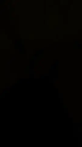 عانقني حتا تصبح رائحتي مثلك..