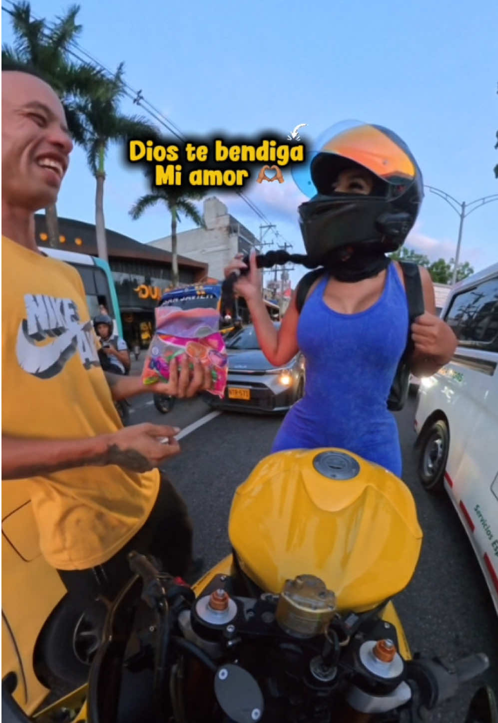 Ayudar no cuesta nada ❤️‍🔥#vendedoresambulantes #ayuda #fyp #virales #viraltiktok es