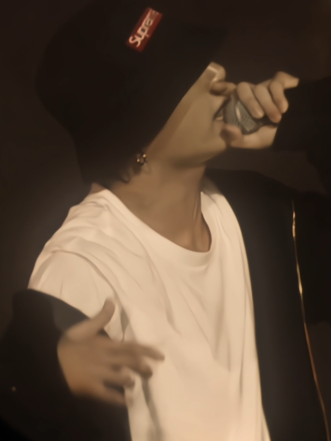 trava ela vem kikando / ib: @𝖠lex'⁷ #fouryou #jungkookedit #jungkook #jeonjungkook 