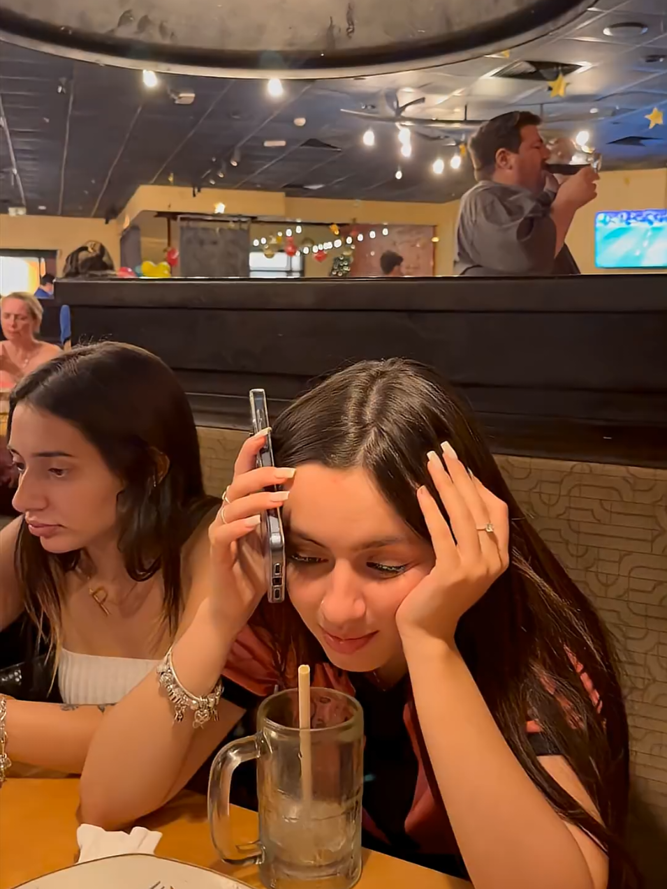 @Insa @Lavínia.Ximenex @Le.tamirix @Rafaela Balalaika 