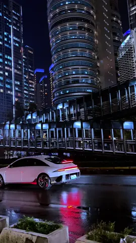 Siapapun boleh ambil video2 ku, buat bahan content creator pemula, story atau nostalgia, kalian edit sendiri ya, engga follow gpp kok, di izinin. #jakarta #senayan #citylights #foryou #fyp 