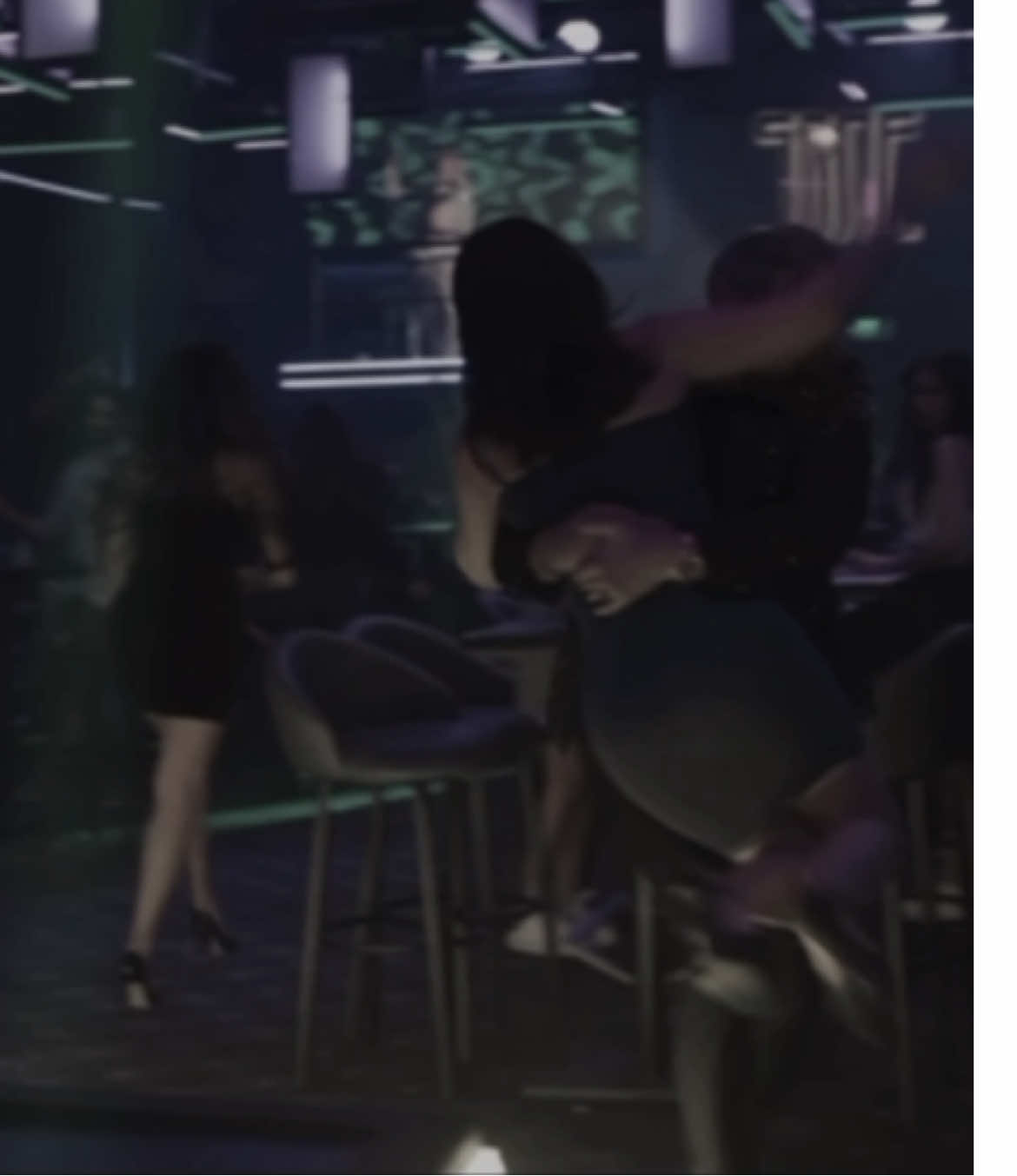 دي العـشـق بـحـبـهـاا😘🫵🏻#x__ziad_nasser_x🎧 #عمرو_يوسف #اسماء_جلال 