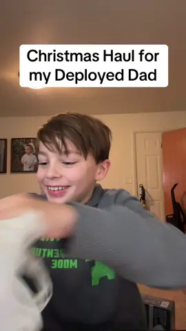 But why is he so funny 💀😂😂 #deployment #Homecoming #christmas #christmashaul #marinecorps @Dove Beauty & Personal Care @ARM & HAMMER @Wrangler 