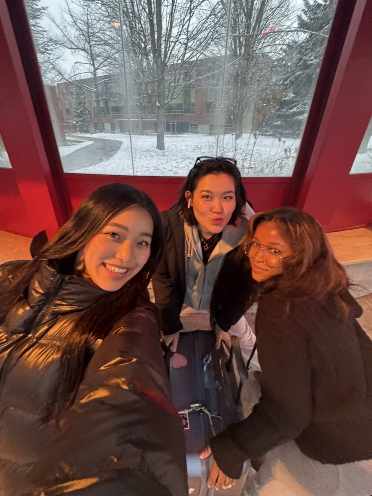 Agiyeyo mu biruhuko mwokaaa! 🥹👋🏽 #rwandatiktok🇷🇼 #eastafricantiktoks #uni #africantiktok #burunditiktok🇧🇮 