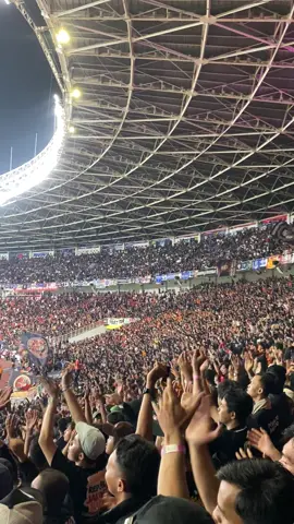 Sakit dikalahkan macan kemayoran 🙌🏻🧡 #jakartansfootballfans #curvanord #jakartans #persija #thejakmania @Persija 