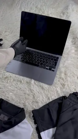 Disponible soyez les bienvenus 